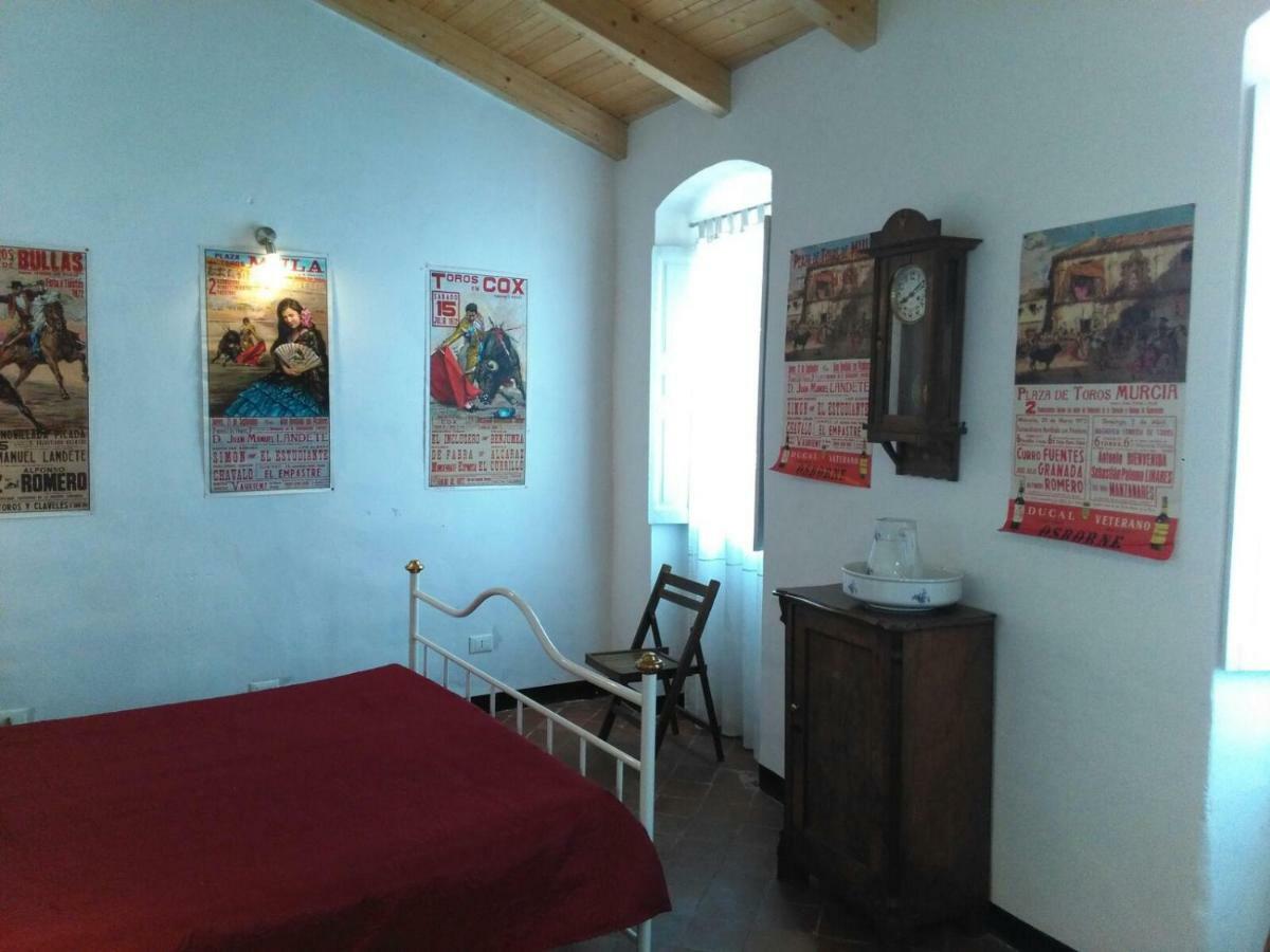 Lovely Renovated Apartment Near Dolcedo Exterior photo
