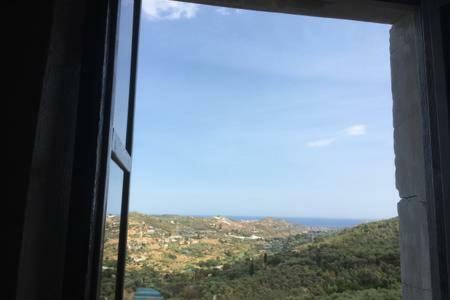 Lovely Renovated Apartment Near Dolcedo Exterior photo